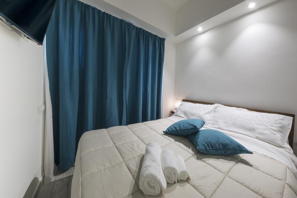 Piazza Martiri Rooms Cagliari Phòng bức ảnh